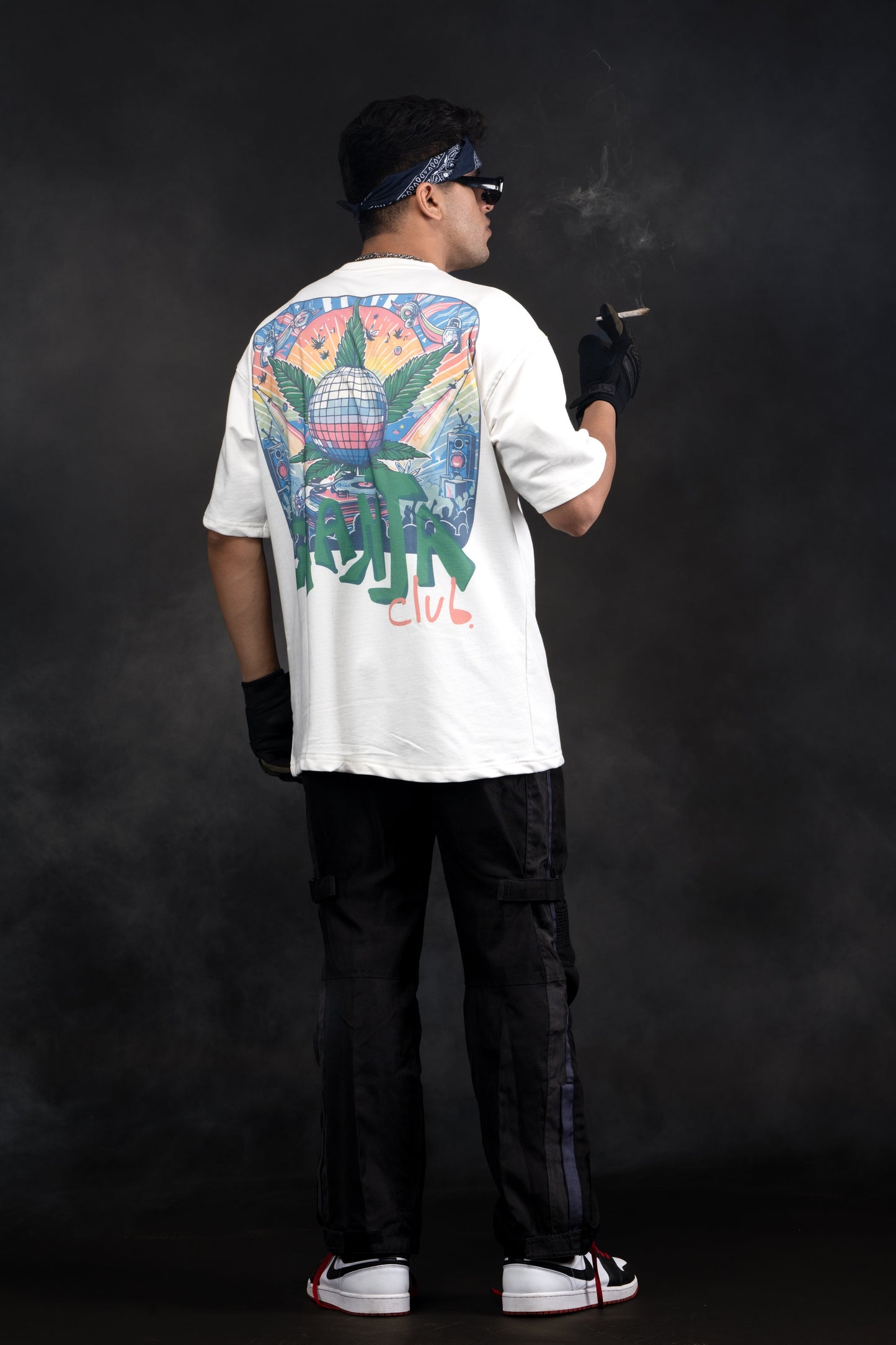 420 Friendly Oversized T-shirt