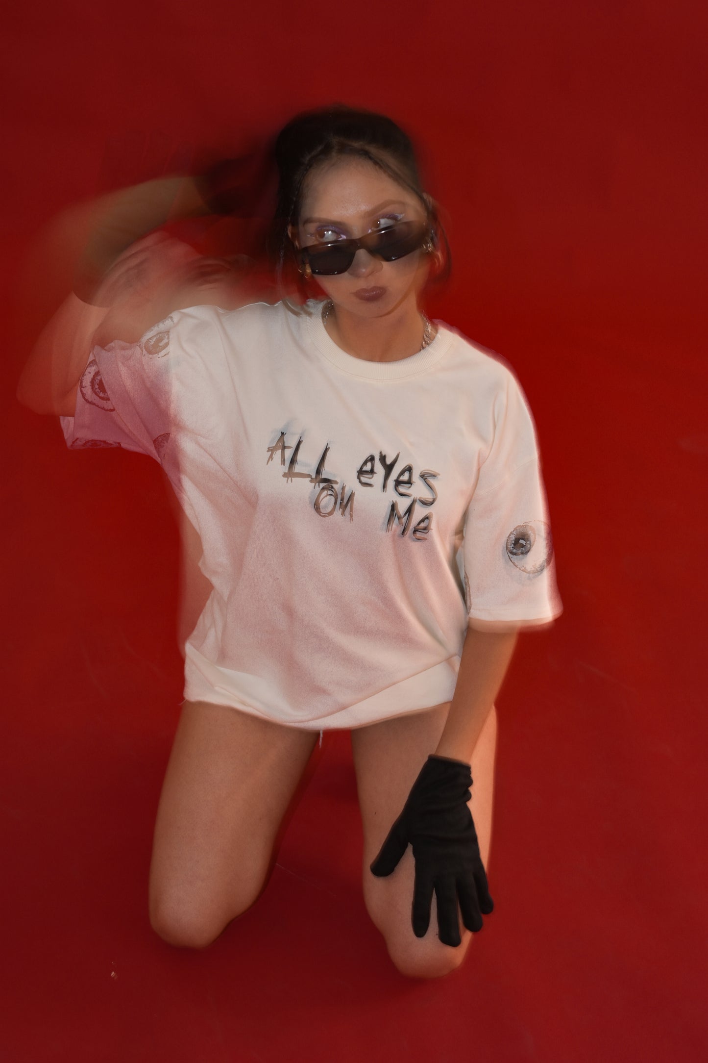 All Eyes On Me Oversized T-shirt